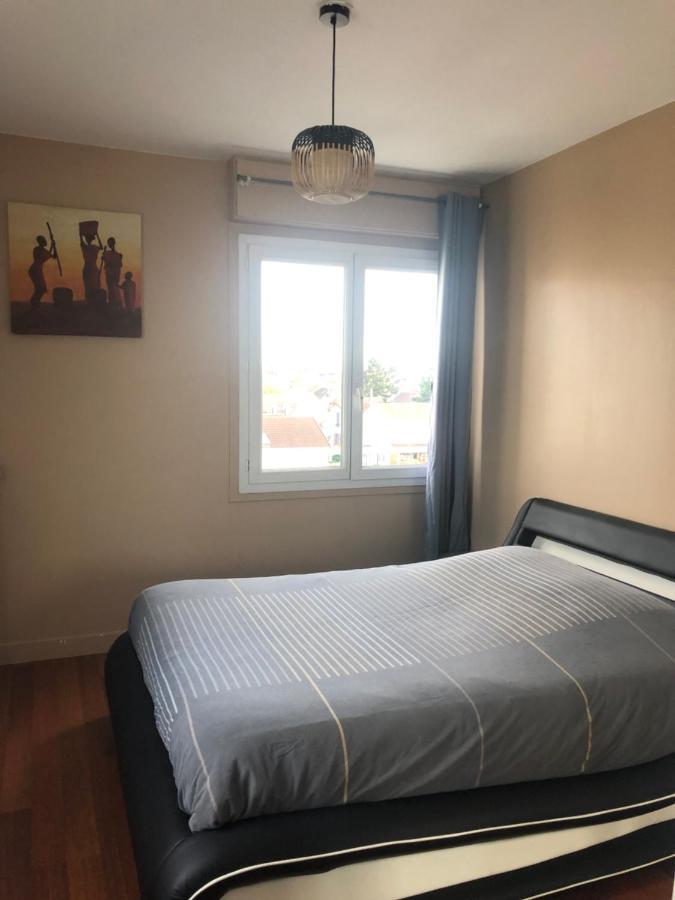 Appartement T2 - Proche Rer Sartrouville Bagian luar foto